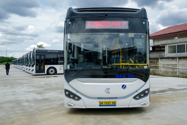 60 Bus Listrik Akan Diluncurkan, 15 Ribu Kartu E-Money Dibagikan Gratis ke Masyarakat
